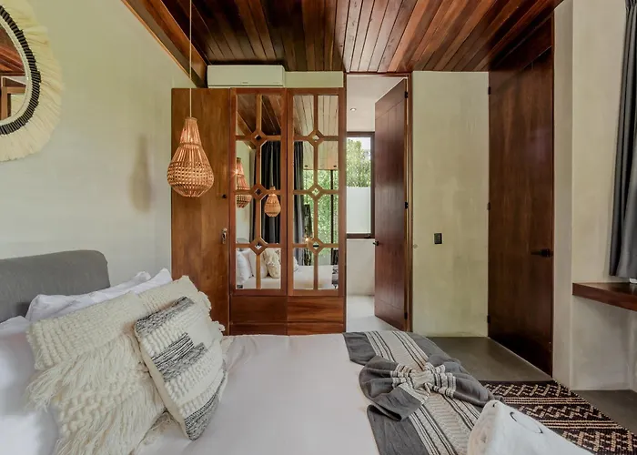 Apartahotel Siwa 2br Luxury With Private Pool B2 001 4*